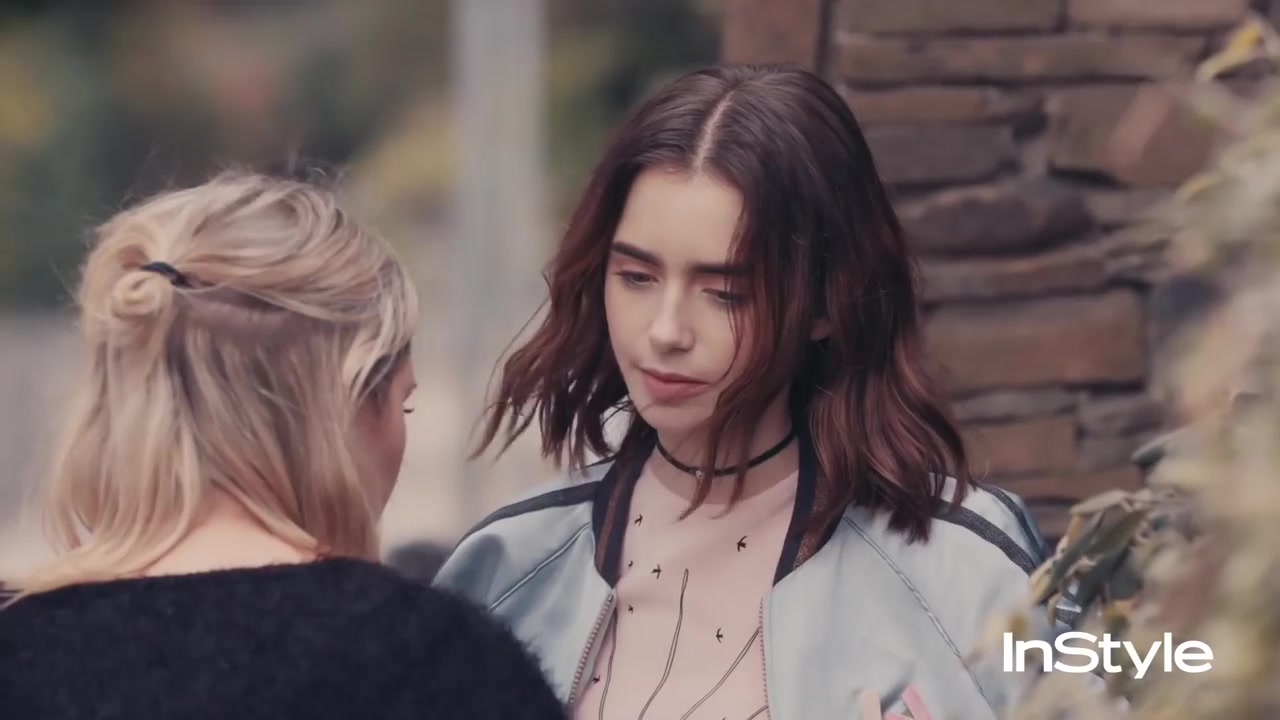 How_Lily_Collins_Fell_in_Love_With_Her_Brows___InStyle_175.jpg