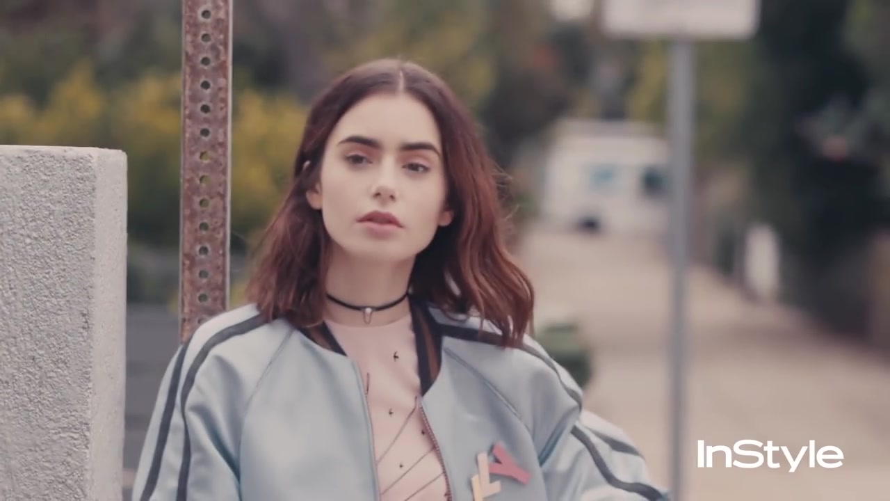 How_Lily_Collins_Fell_in_Love_With_Her_Brows___InStyle_193.jpg