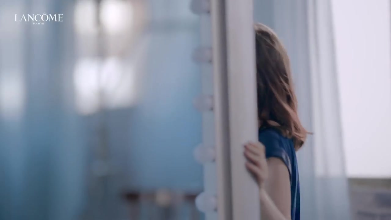 LANCOME_Advanced_Genifique_-_Lily_Collins_056.jpg LANCOME_Advanced_Genifique_-_Lily_Collins_056.jpg
