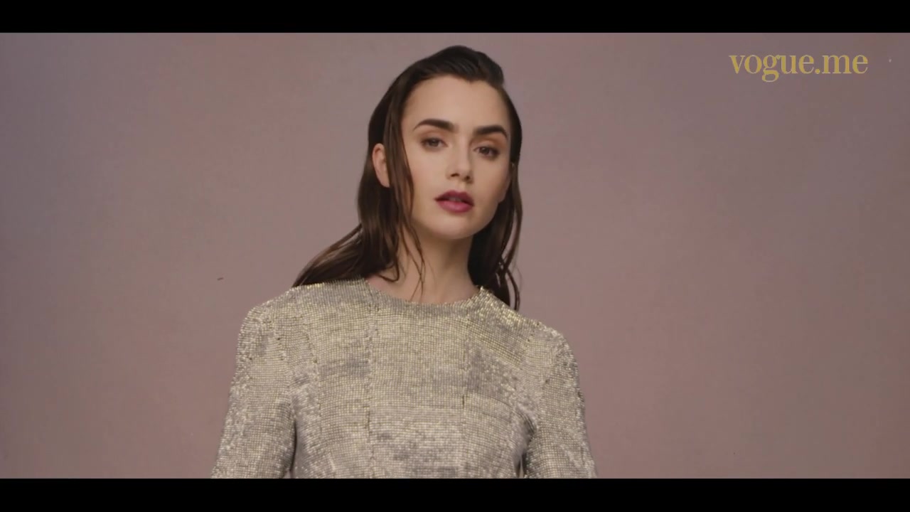 Lily_Collins_Talks_Her_Favorite_Fashion_Moments_During_Her_First_Vogue_Cover_Shoot___Vogue_Arabia_139.jpg Lily_Collins_Talks_Her_Favorite_Fashion_Moments_During_Her_First_Vogue_Cover_Shoot___Vogue_Arabia_139.jpg