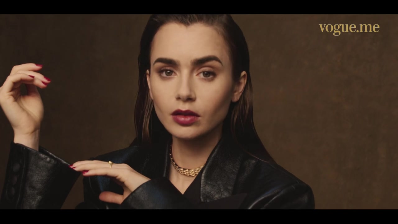 Lily_Collins_Talks_Her_Favorite_Fashion_Moments_During_Her_First_Vogue_Cover_Shoot___Vogue_Arabia_234.jpg Lily_Collins_Talks_Her_Favorite_Fashion_Moments_During_Her_First_Vogue_Cover_Shoot___Vogue_Arabia_234.jpg
