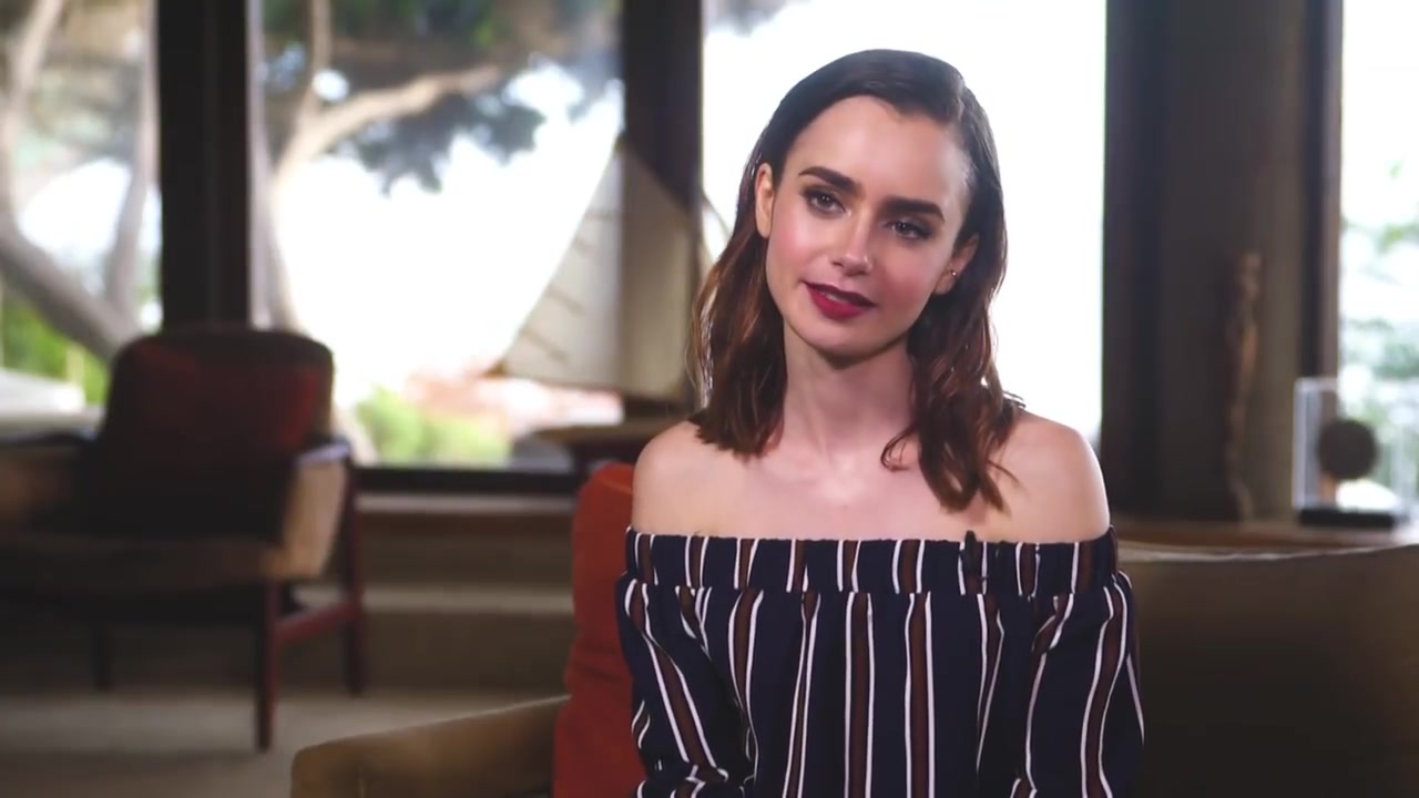 Lily_Collins__015.jpg Lily_Collins__015.jpg