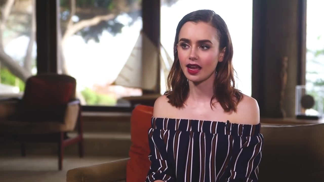 Lily_Collins__080.jpg Lily_Collins__080.jpg