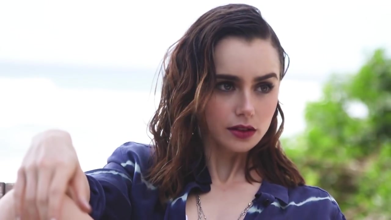 Lily_Collins__087.jpg