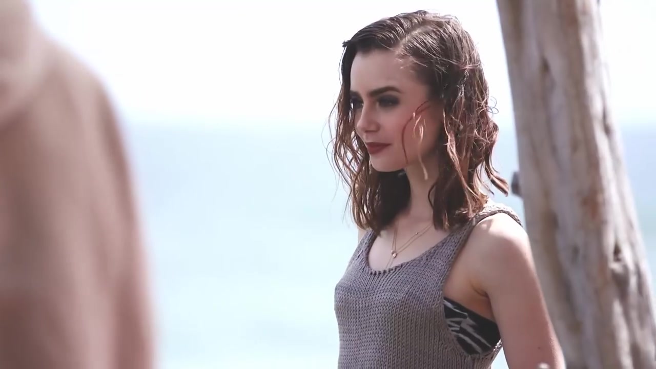 Lily_Collins__166.jpg