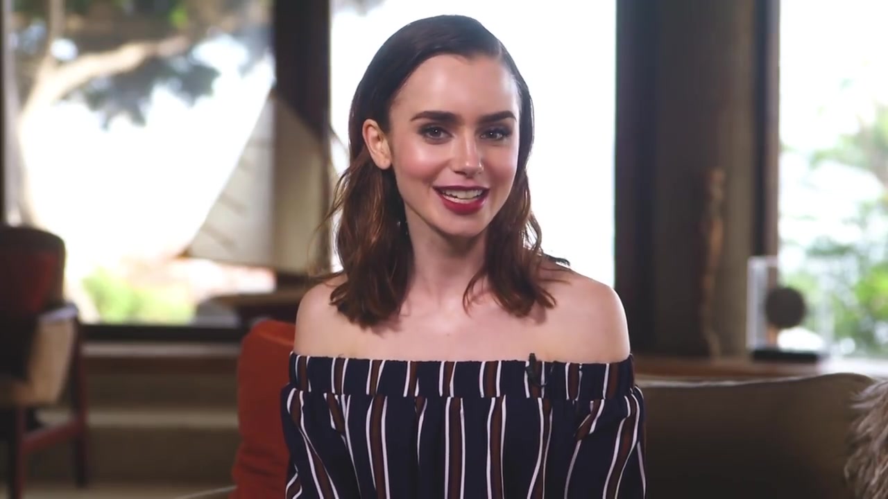 Lily_Collins__189.jpg Lily_Collins__189.jpg