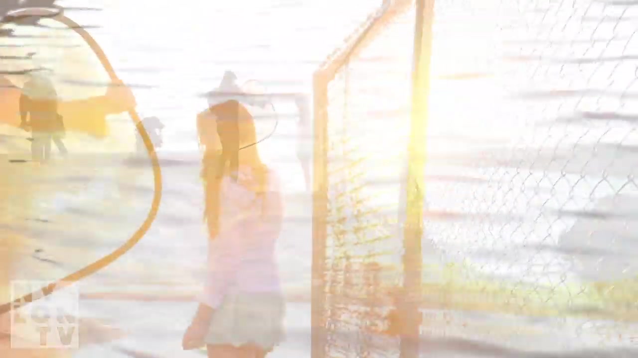 NYLON_TV___LILY_COLLINS_017.jpg NYLON_TV___LILY_COLLINS_017.jpg