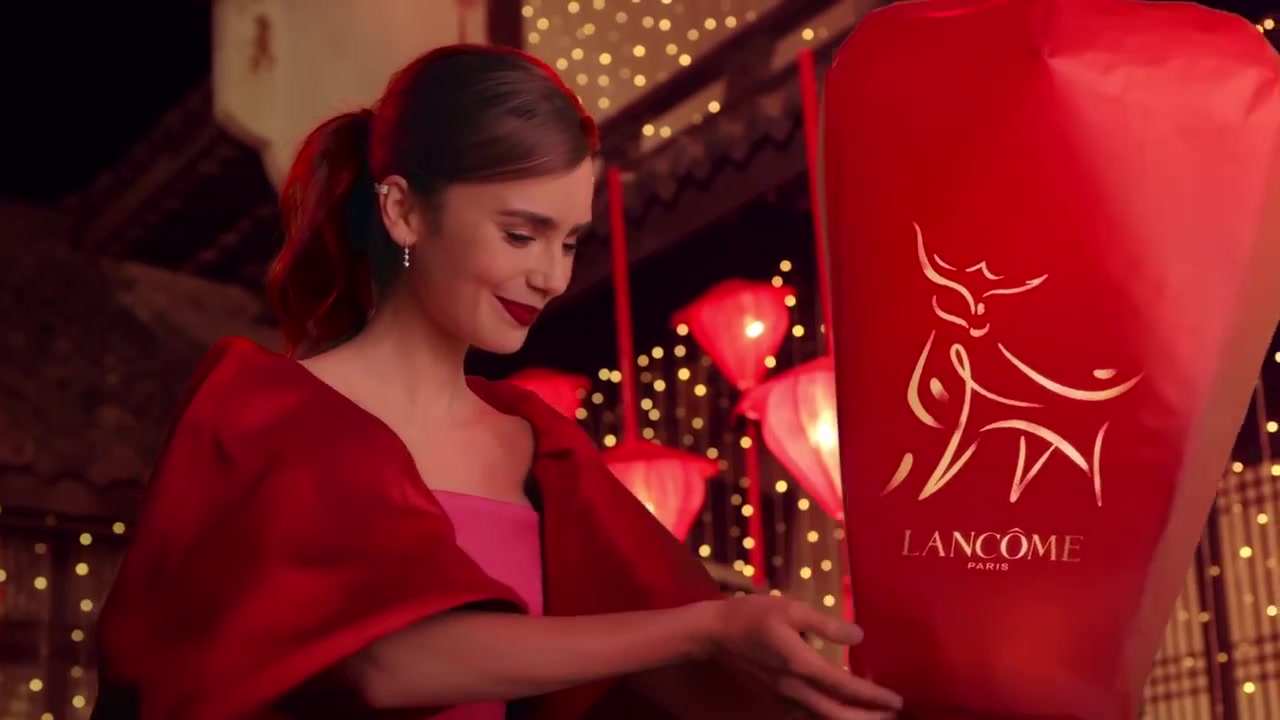 Reset_for_a_Blooming_New_Year_with_Lily_Collins_030.jpg Reset_for_a_Blooming_New_Year_with_Lily_Collins_030.jpg