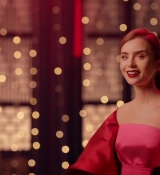 Reset_for_a_Blooming_New_Year_with_Lily_Collins_012.jpg