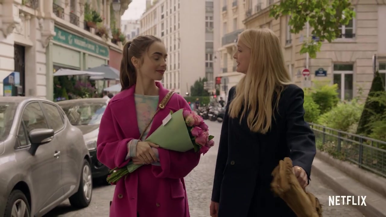 Emily_in_Paris___Official_Teaser__053.jpg