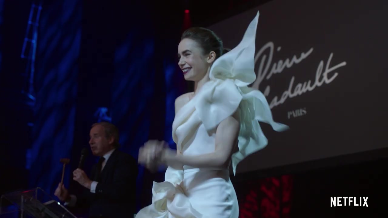 Emily_in_Paris___Official_Teaser__108.jpg