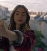 Emily_in_Paris___Official_Teaser__019.jpg