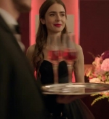 Emily_in_Paris___Official_Teaser__047.jpg