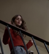 Emily_in_Paris_-_Official_Trailer_-_Netflix_076.jpg