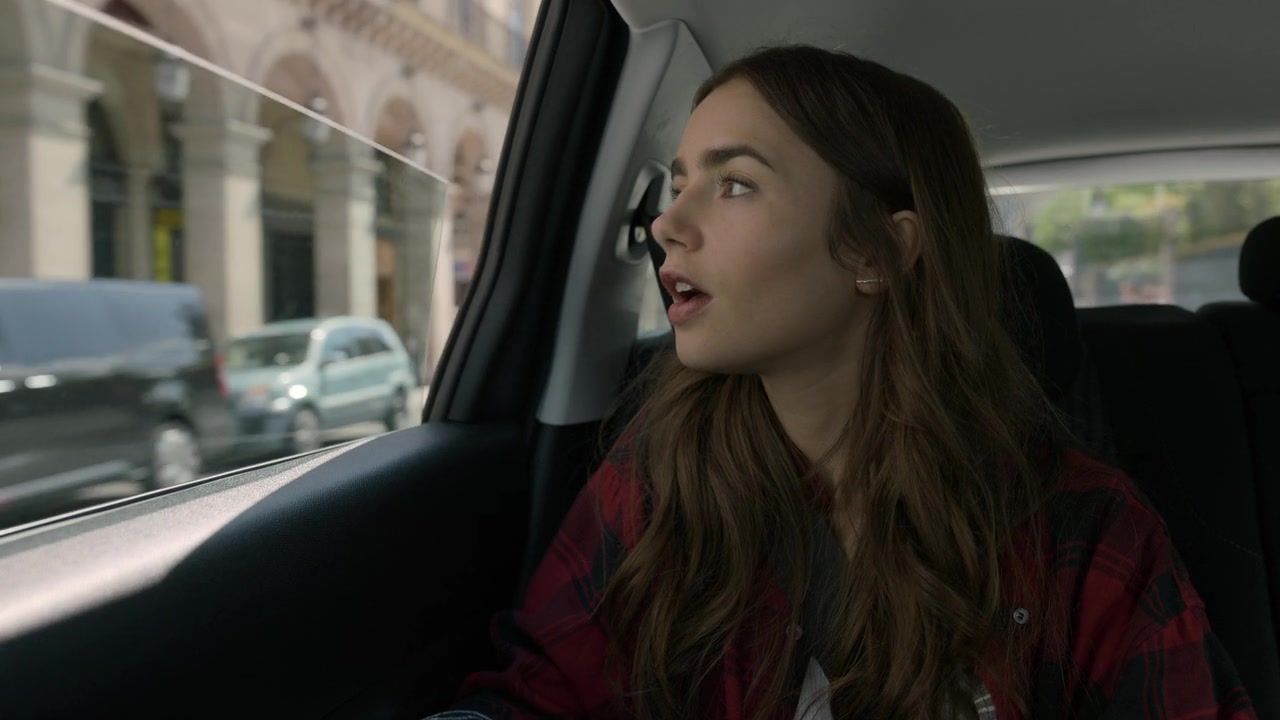 Emily_in_Paris_S01E01_Emily_in_Paris_720p_NF_WEB-DL_DDP5_1_x264-BTN_0425.jpg