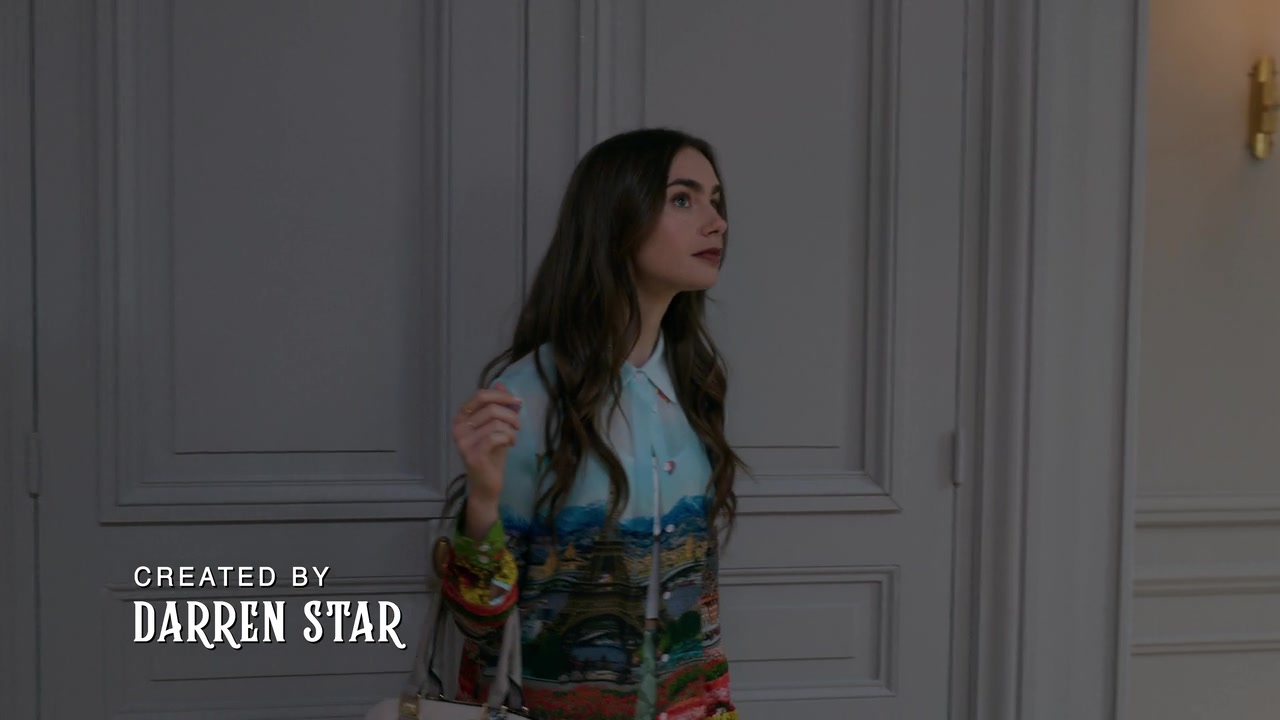 Emily_in_Paris_S01E01_Emily_in_Paris_720p_NF_WEB-DL_DDP5_1_x264-BTN_0814.jpg