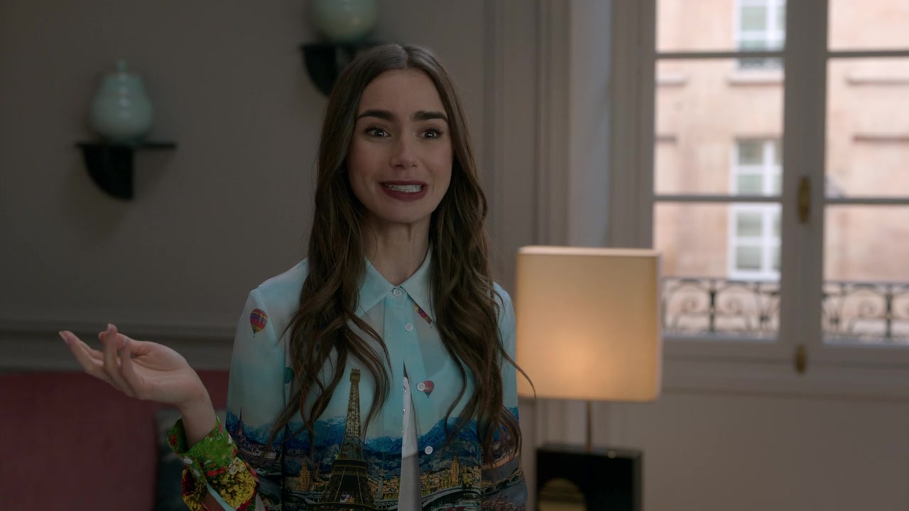 Emily_in_Paris_S01E01_Emily_in_Paris_720p_NF_WEB-DL_DDP5_1_x264-BTN_0904.jpg