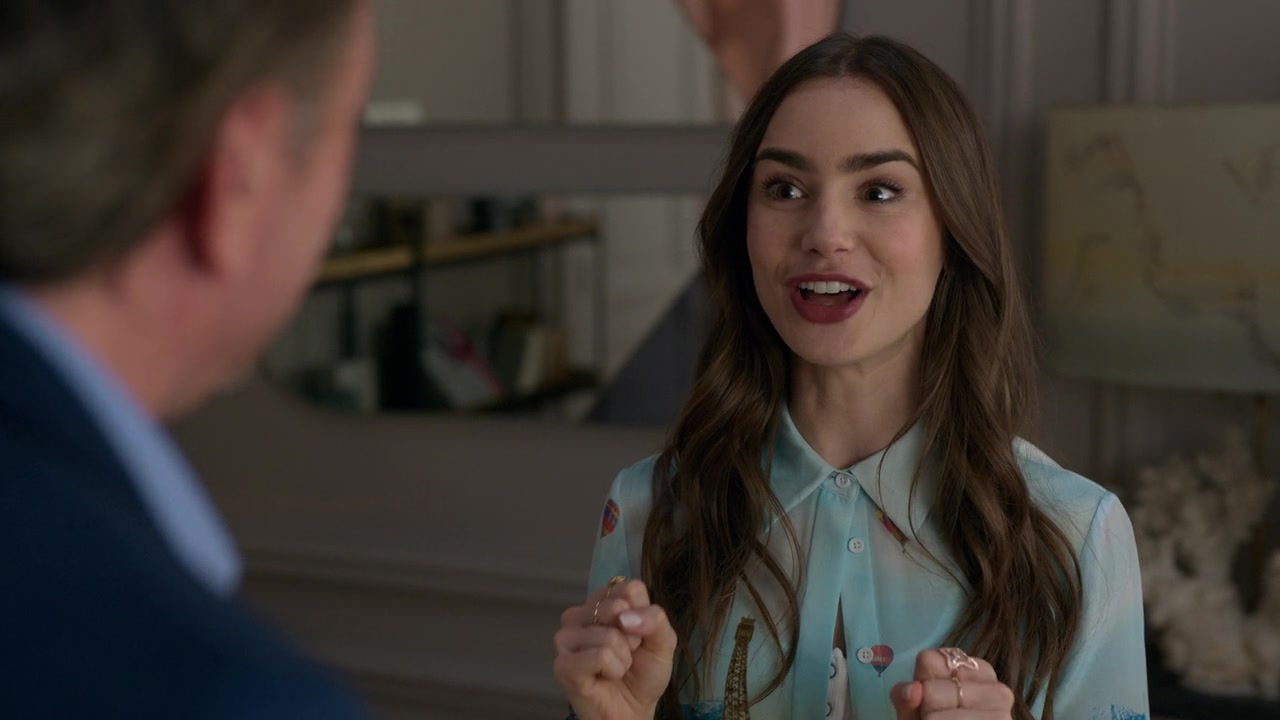 Emily_in_Paris_S01E01_Emily_in_Paris_720p_NF_WEB-DL_DDP5_1_x264-BTN_1020.jpg