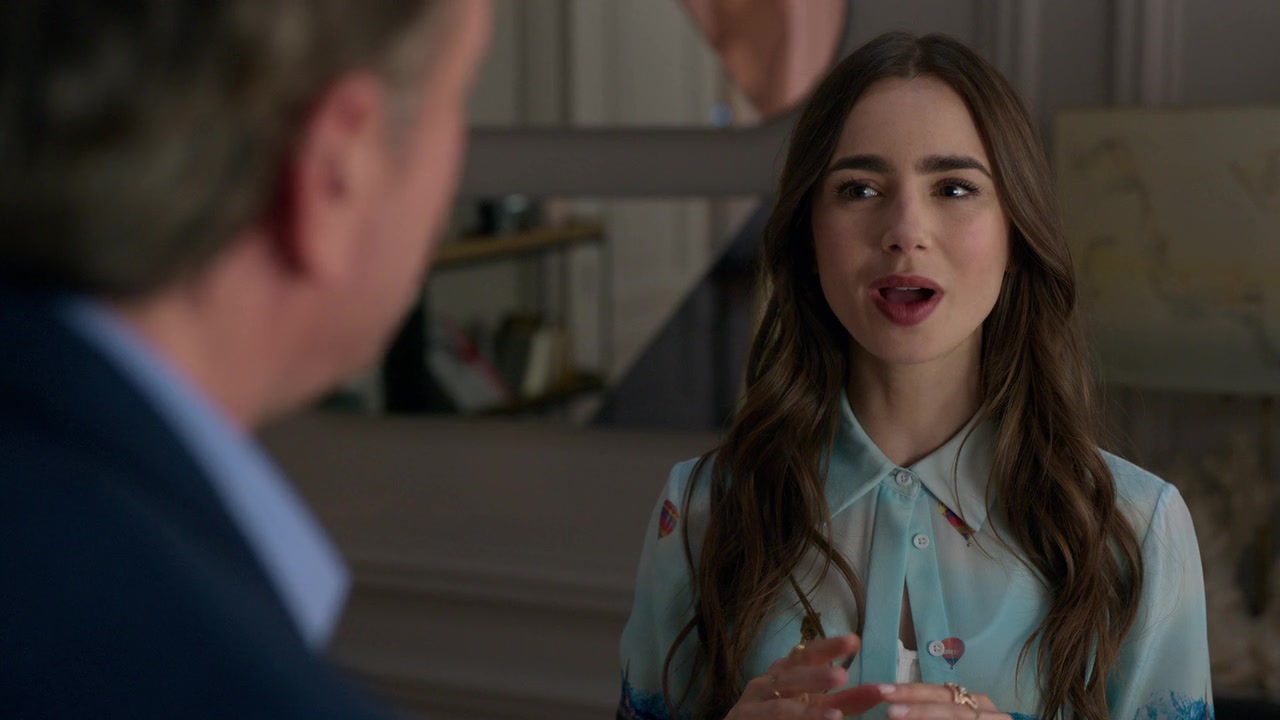 Emily_in_Paris_S01E01_Emily_in_Paris_720p_NF_WEB-DL_DDP5_1_x264-BTN_1067.jpg
