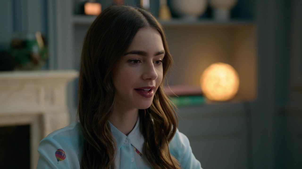 Emily_in_Paris_S01E01_Emily_in_Paris_720p_NF_WEB-DL_DDP5_1_x264-BTN_1172.jpg