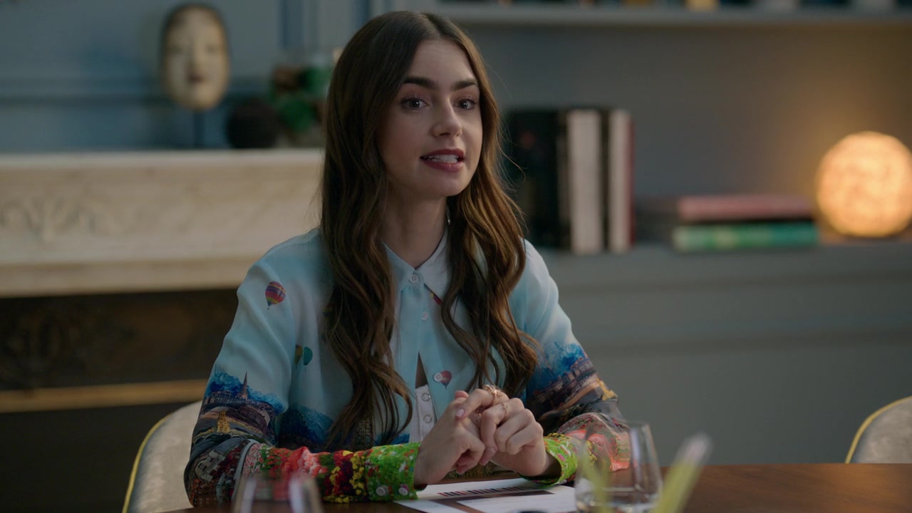 Emily_in_Paris_S01E01_Emily_in_Paris_720p_NF_WEB-DL_DDP5_1_x264-BTN_1248.jpg