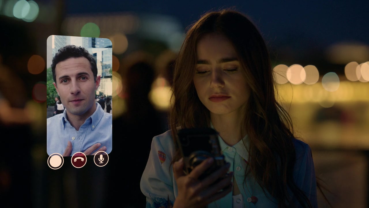 Emily_in_Paris_S01E01_Emily_in_Paris_720p_NF_WEB-DL_DDP5_1_x264-BTN_1395.jpg