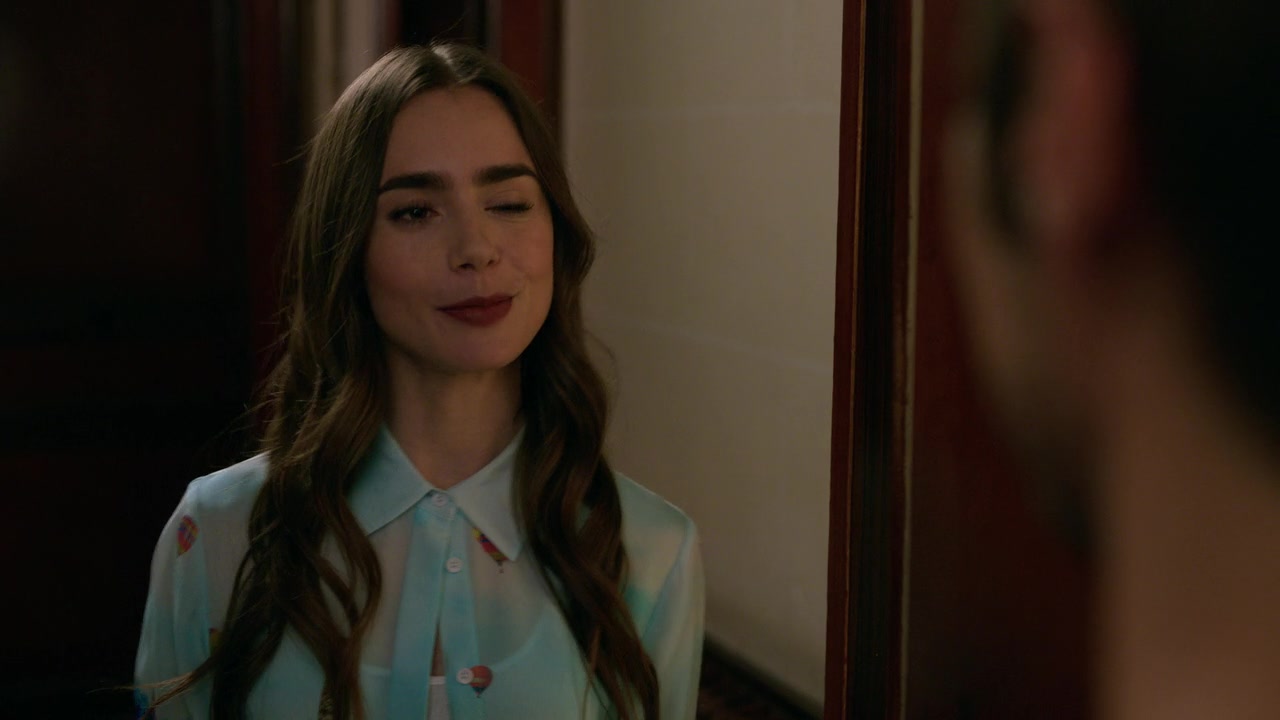 Emily_in_Paris_S01E01_Emily_in_Paris_720p_NF_WEB-DL_DDP5_1_x264-BTN_1526.jpg Emily_in_Paris_S01E01_Emily_in_Paris_720p_NF_WEB-DL_DDP5_1_x264-BTN_1526.jpg