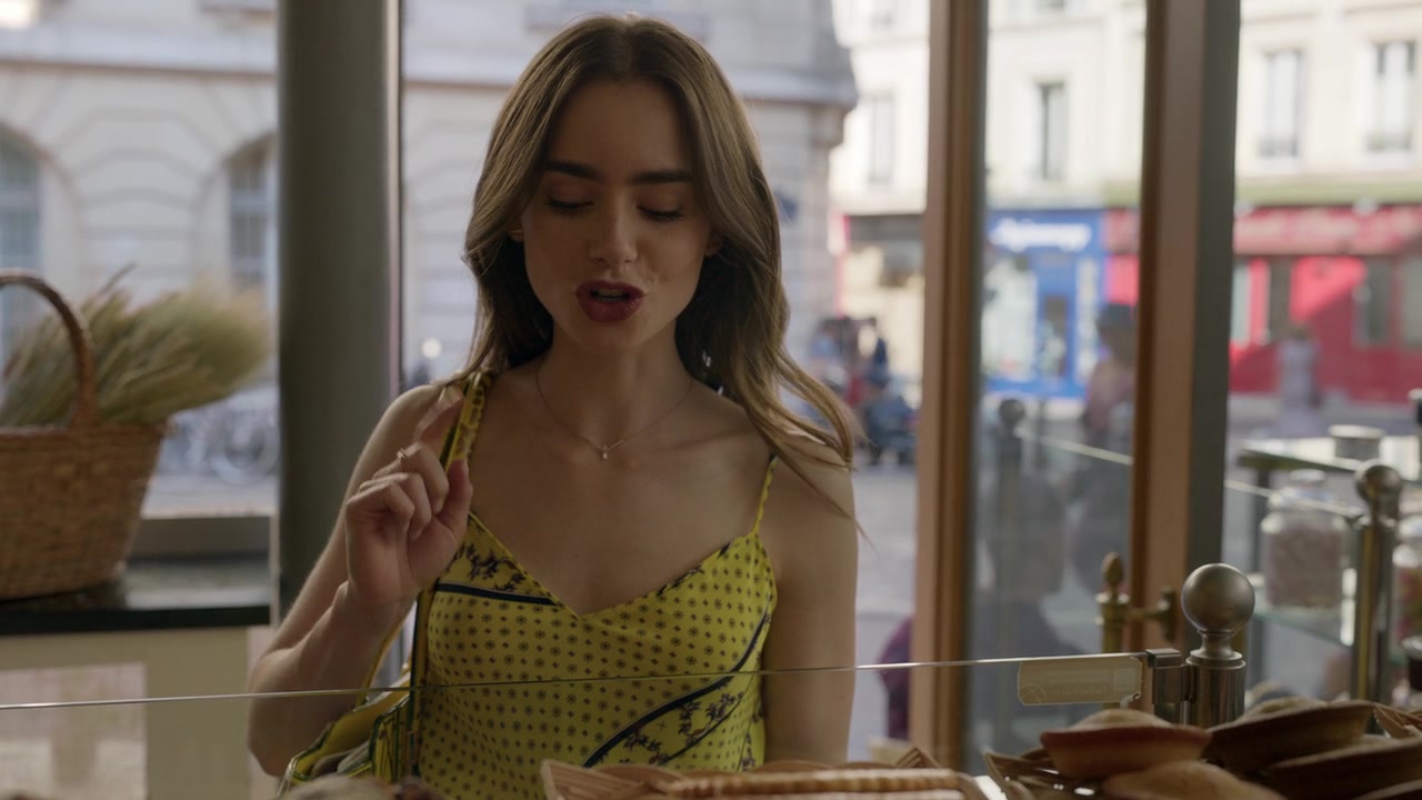 Emily_in_Paris_S01E01_Emily_in_Paris_720p_NF_WEB-DL_DDP5_1_x264-BTN_1593.jpg Emily_in_Paris_S01E01_Emily_in_Paris_720p_NF_WEB-DL_DDP5_1_x264-BTN_1593.jpg