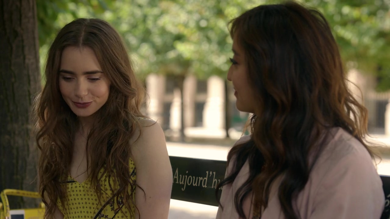 Emily_in_Paris_S01E01_Emily_in_Paris_720p_NF_WEB-DL_DDP5_1_x264-BTN_2046.jpg