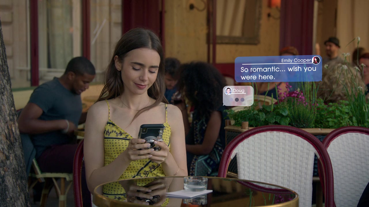 Emily_in_Paris_S01E01_Emily_in_Paris_720p_NF_WEB-DL_DDP5_1_x264-BTN_2300.jpg