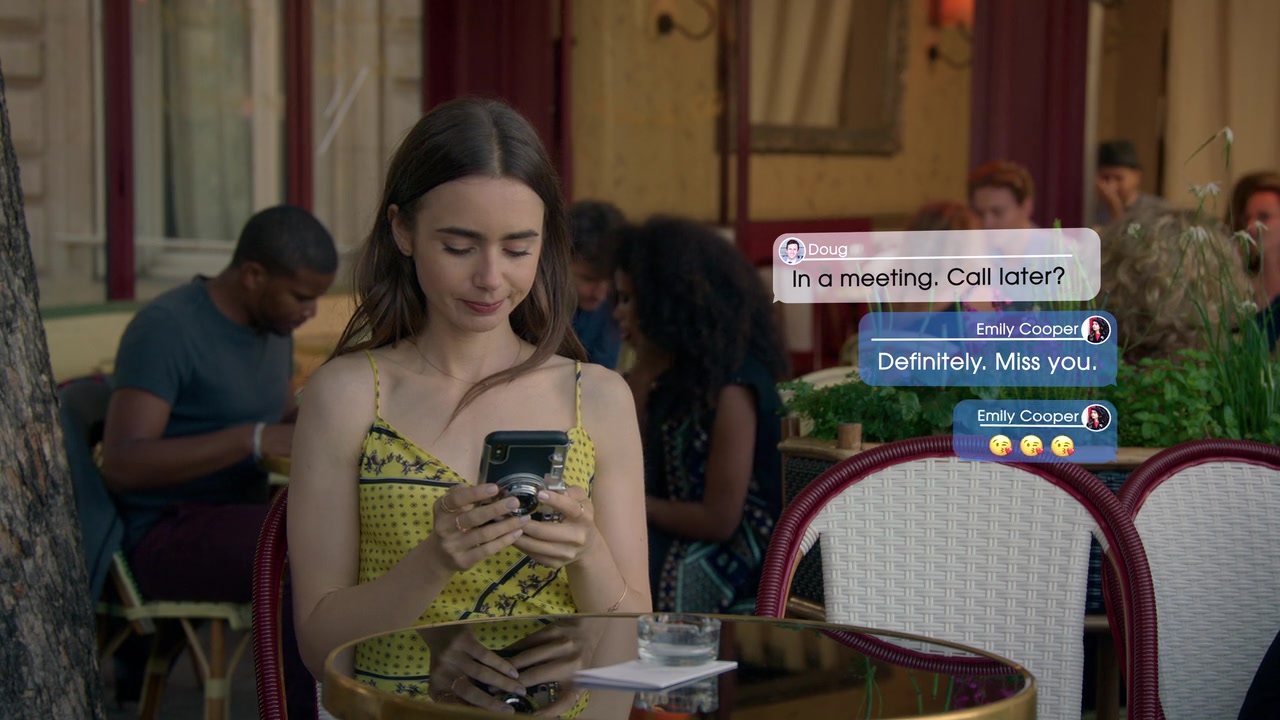 Emily_in_Paris_S01E01_Emily_in_Paris_720p_NF_WEB-DL_DDP5_1_x264-BTN_2309.jpg