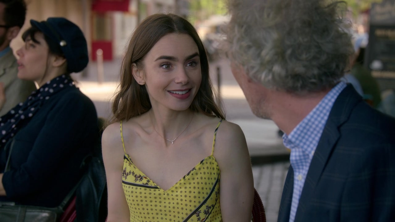 Emily_in_Paris_S01E01_Emily_in_Paris_720p_NF_WEB-DL_DDP5_1_x264-BTN_2458.jpg