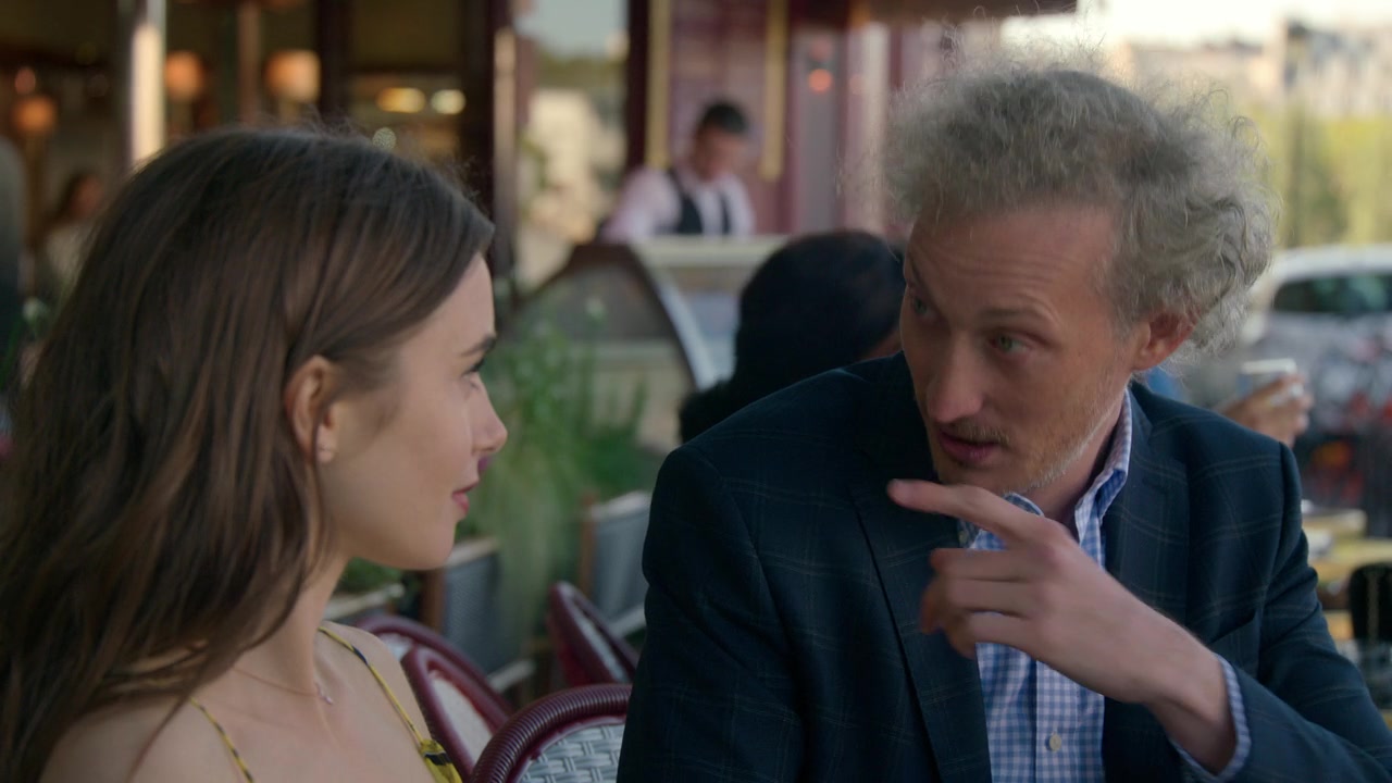 Emily_in_Paris_S01E01_Emily_in_Paris_720p_NF_WEB-DL_DDP5_1_x264-BTN_2483.jpg