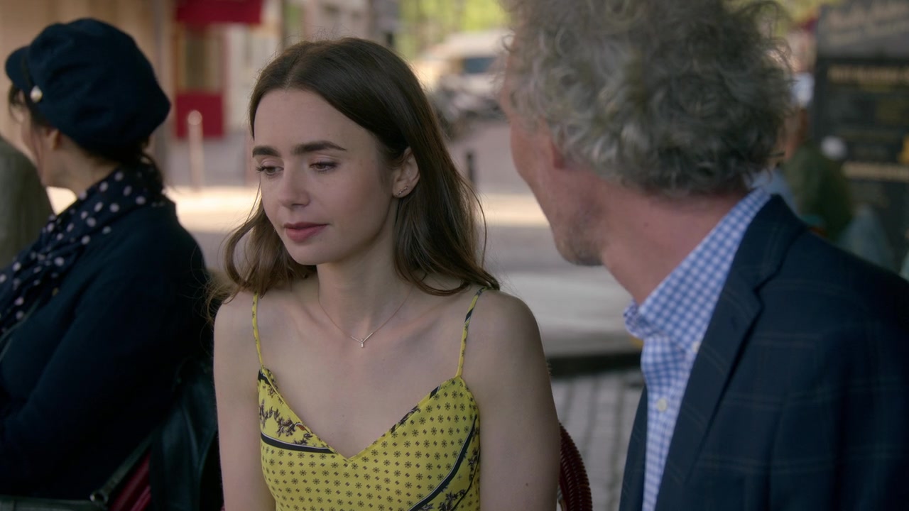 Emily_in_Paris_S01E01_Emily_in_Paris_720p_NF_WEB-DL_DDP5_1_x264-BTN_2493.jpg