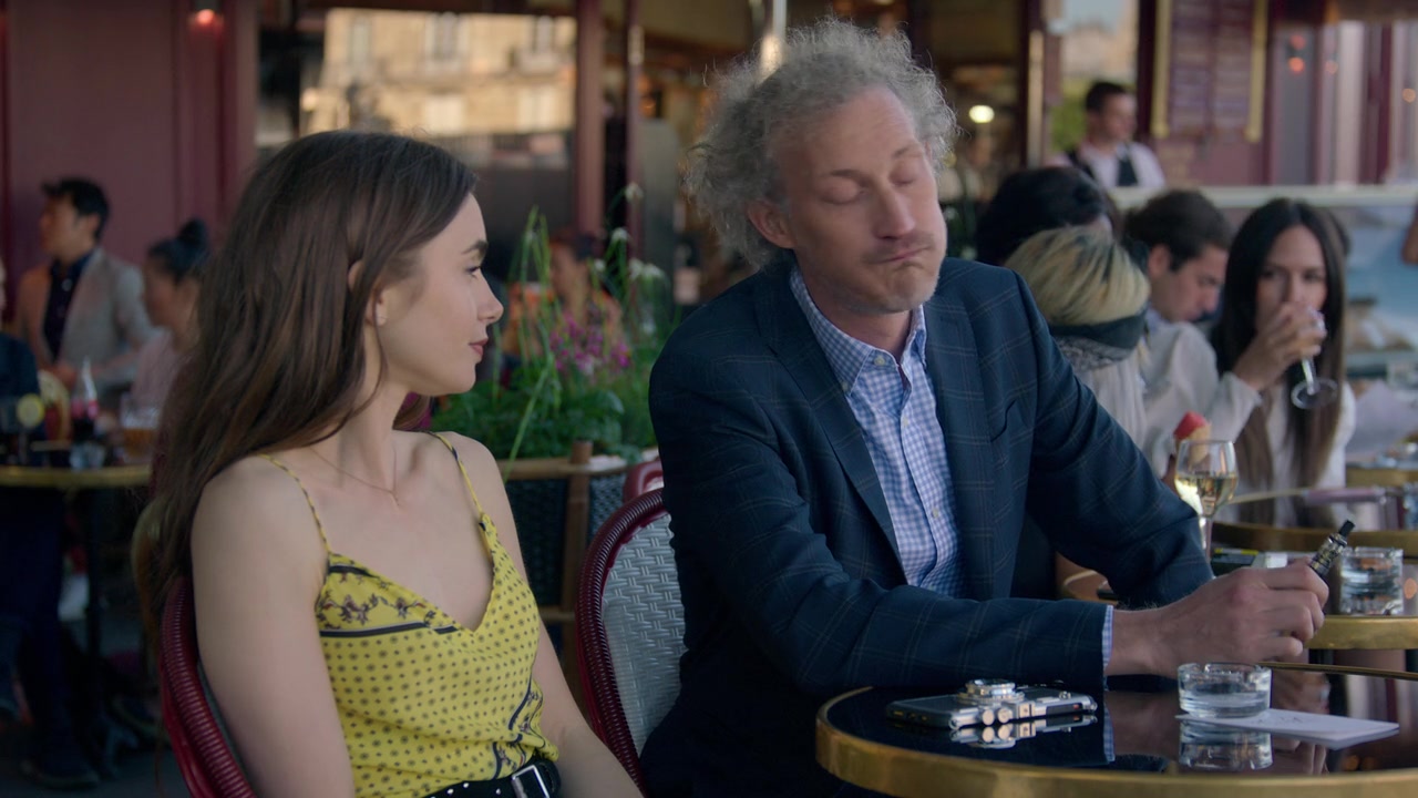 Emily_in_Paris_S01E01_Emily_in_Paris_720p_NF_WEB-DL_DDP5_1_x264-BTN_2510.jpg
