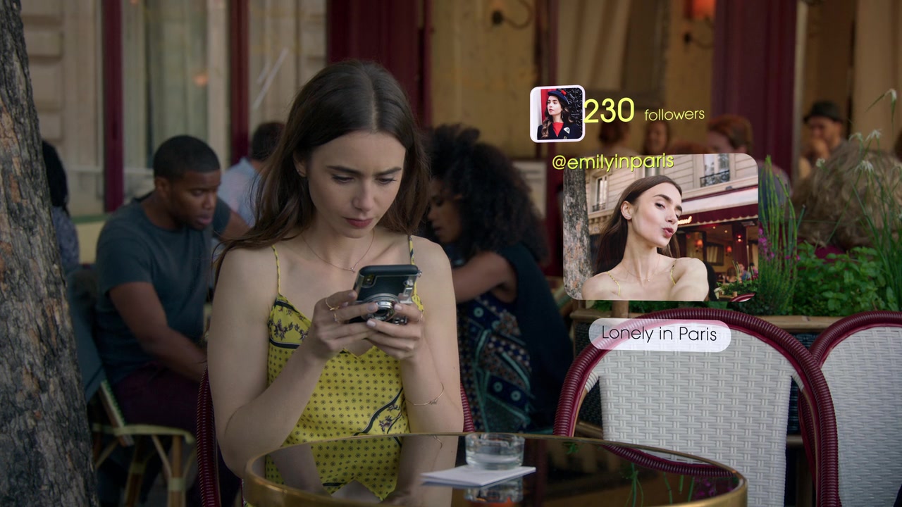 Emily_in_Paris_S01E01_Emily_in_Paris_720p_NF_WEB-DL_DDP5_1_x264-BTN_2549.jpg