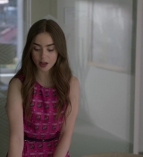 Emily_in_Paris_S01E01_Emily_in_Paris_720p_NF_WEB-DL_DDP5_1_x264-BTN_0129.jpg