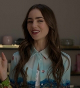 Emily_in_Paris_S01E01_Emily_in_Paris_720p_NF_WEB-DL_DDP5_1_x264-BTN_0946.jpg