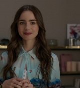 Emily_in_Paris_S01E01_Emily_in_Paris_720p_NF_WEB-DL_DDP5_1_x264-BTN_0952.jpg