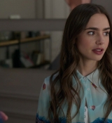 Emily_in_Paris_S01E01_Emily_in_Paris_720p_NF_WEB-DL_DDP5_1_x264-BTN_1027.jpg