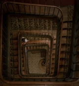 Emily_in_Paris_S01E01_Emily_in_Paris_720p_NF_WEB-DL_DDP5_1_x264-BTN_1460.jpg