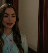 Emily_in_Paris_S01E01_Emily_in_Paris_720p_NF_WEB-DL_DDP5_1_x264-BTN_1521.jpg