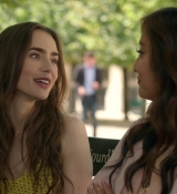 Emily_in_Paris_S01E01_Emily_in_Paris_720p_NF_WEB-DL_DDP5_1_x264-BTN_1982.jpg