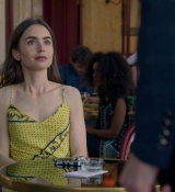 Emily_in_Paris_S01E01_Emily_in_Paris_720p_NF_WEB-DL_DDP5_1_x264-BTN_2334.jpg
