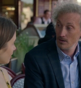 Emily_in_Paris_S01E01_Emily_in_Paris_720p_NF_WEB-DL_DDP5_1_x264-BTN_2450.jpg
