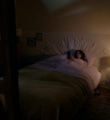 Emily_in_Paris_S01E01_Emily_in_Paris_720p_NF_WEB-DL_DDP5_1_x264-BTN_2588.jpg