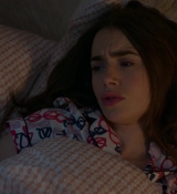 Emily_in_Paris_S01E01_Emily_in_Paris_720p_NF_WEB-DL_DDP5_1_x264-BTN_2626.jpg