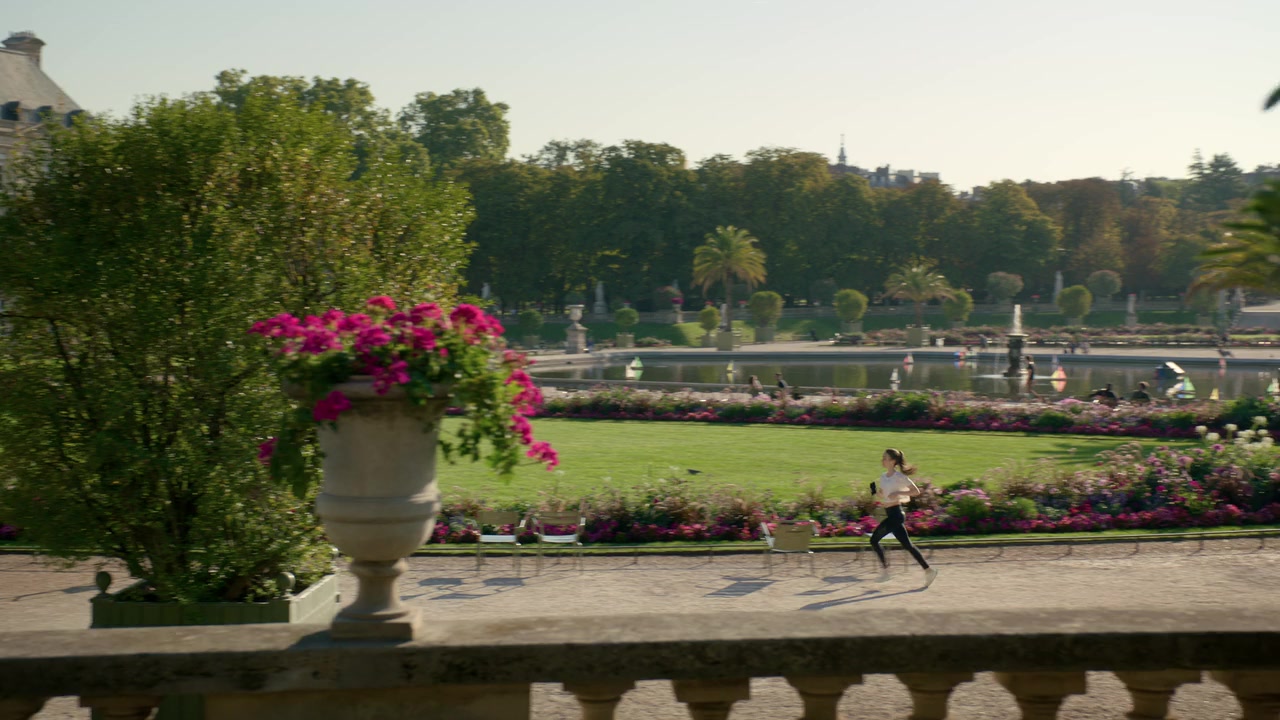 Emily_in_Paris_S01E02_Masculin_Feminin_720p_NF_WEB-DL_DDP5_1_x264-BTN_0018.jpg Emily_in_Paris_S01E02_Masculin_Feminin_720p_NF_WEB-DL_DDP5_1_x264-BTN_0018.jpg