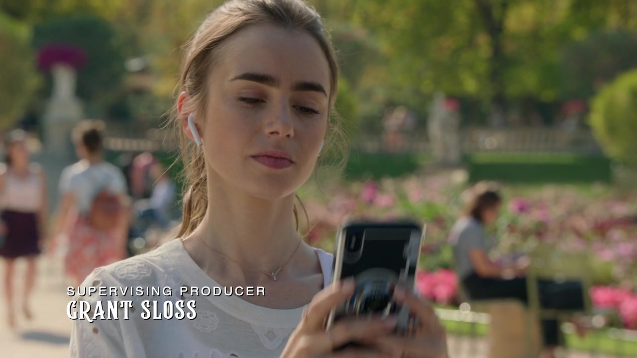 Emily_in_Paris_S01E02_Masculin_Feminin_720p_NF_WEB-DL_DDP5_1_x264-BTN_0028.jpg