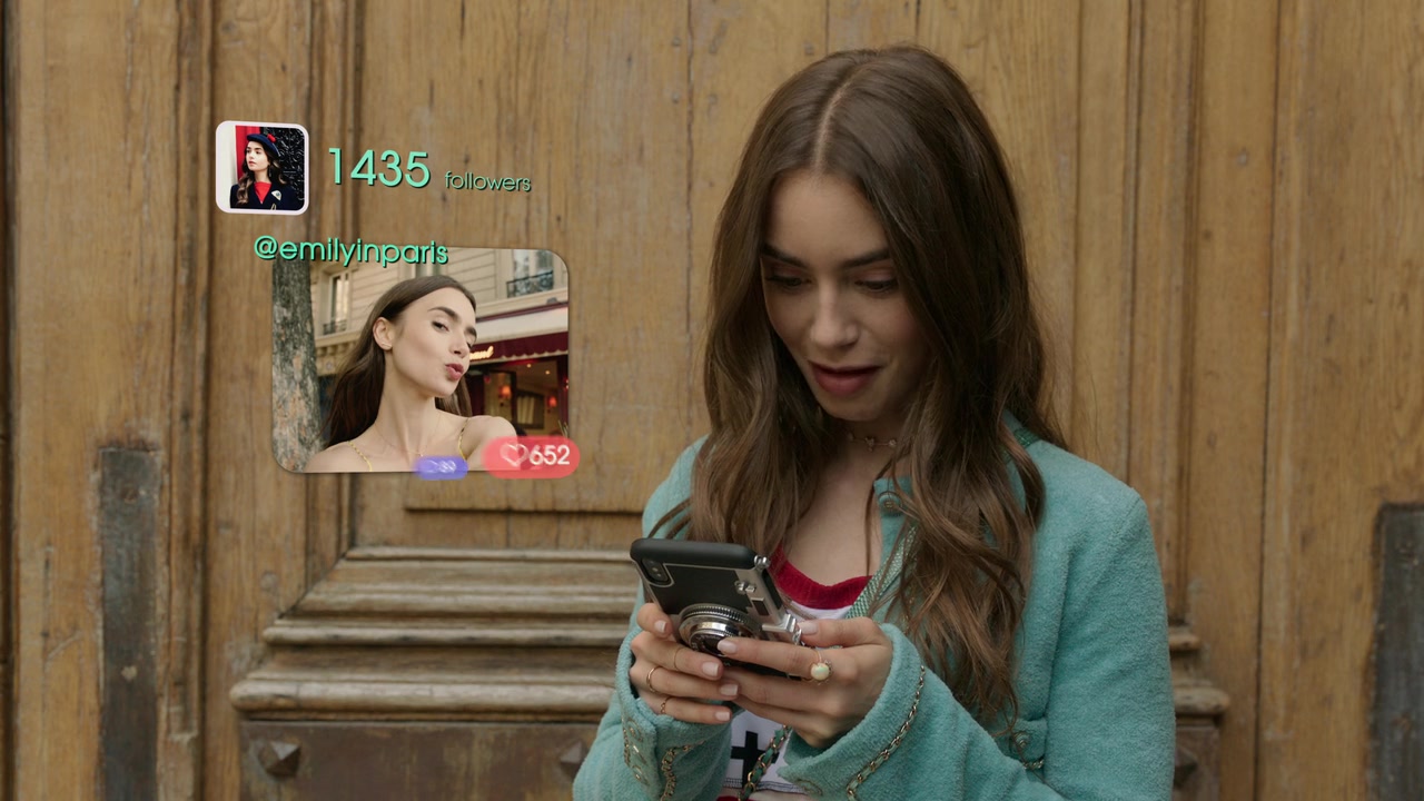 Emily_in_Paris_S01E02_Masculin_Feminin_720p_NF_WEB-DL_DDP5_1_x264-BTN_0101.jpg